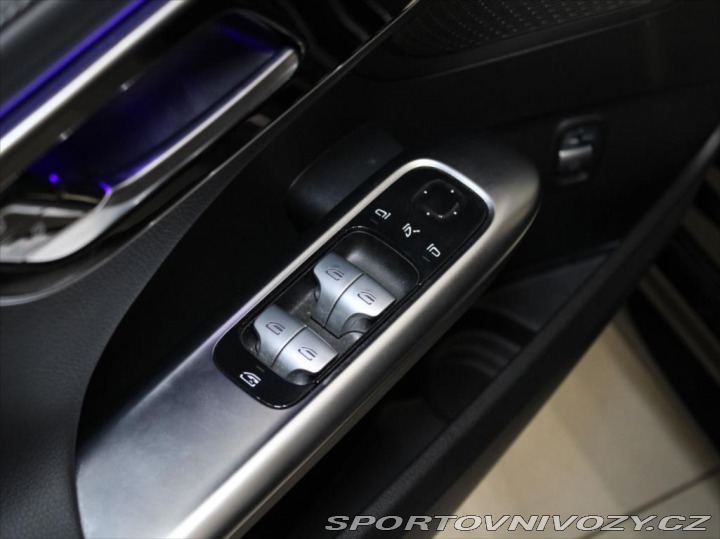 Mercedes-Benz C 1,5 C180 AMG Night Blind 2023
