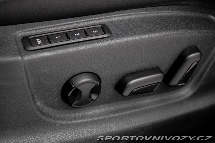 Škoda Octavia RS Combi 2.0 TDI DPF RS DSG 2014