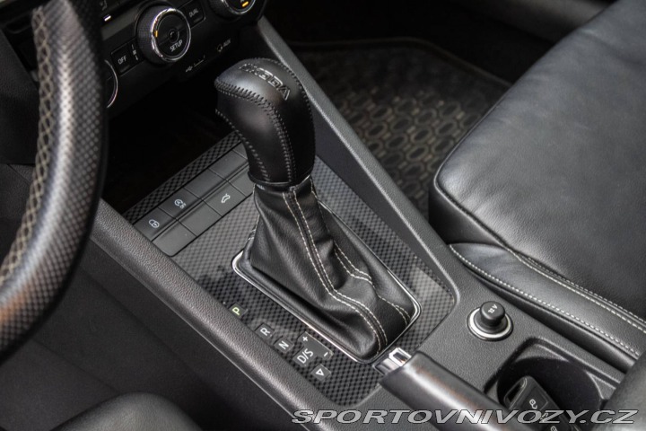 Škoda Octavia RS Combi 2.0 TDI DPF RS DSG 2014