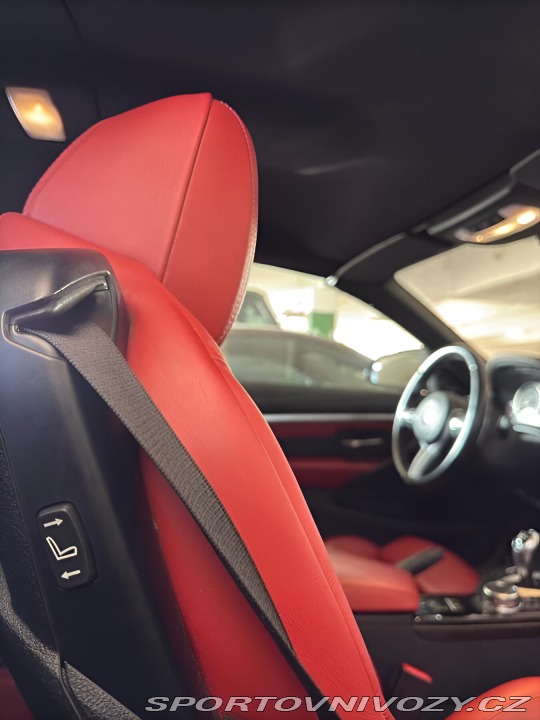 BMW M4 Carbio, TOP STAV! 2015