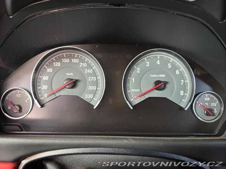 BMW M4 Carbio, TOP STAV! 2015