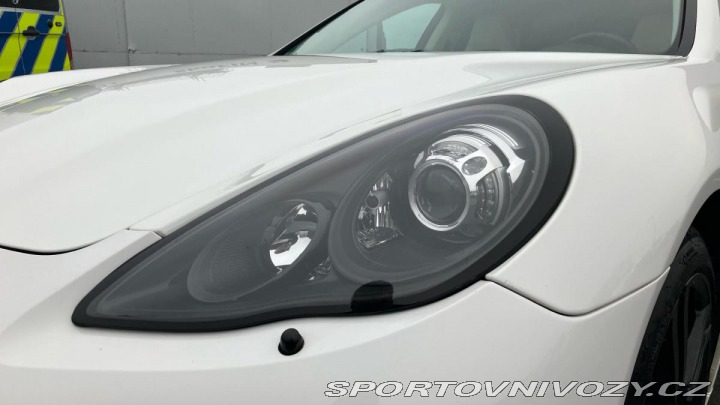 Porsche Panamera Turbo S 2012