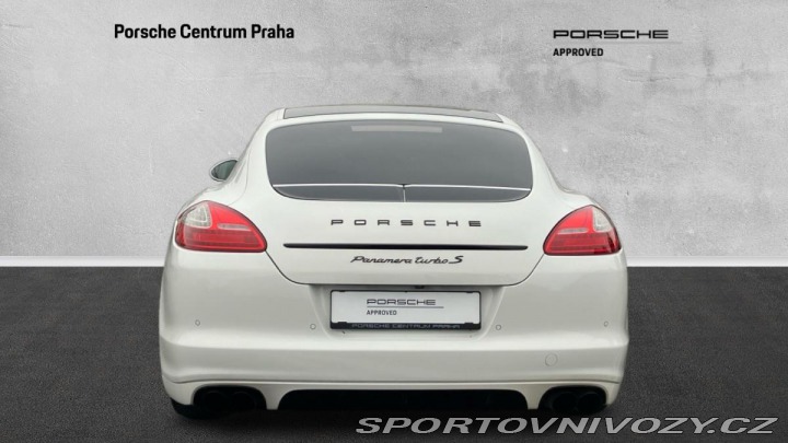 Porsche Panamera Turbo S 2012