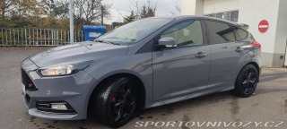 Ford Focus ST 