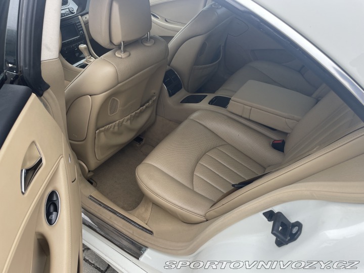 Mercedes-Benz CLS W219 320cdi AMG paket 2007