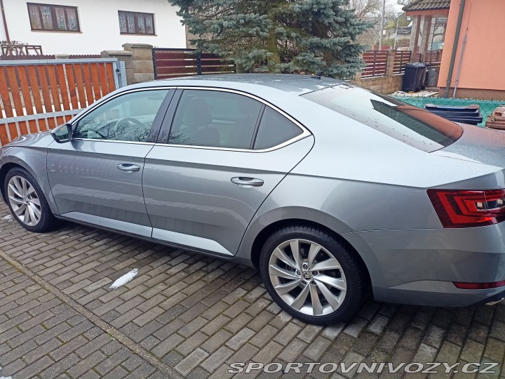 Škoda Superb 2017