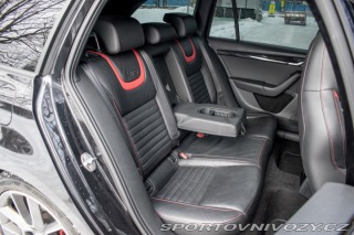 Škoda Octavia RS Combi  2.0 TDI DPF RS DSG 2013