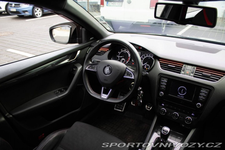 Škoda Octavia RS Combi  2.0 TFSI RS 2014