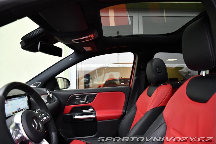 Mercedes-Benz Ostatní modely GLA 35 AMG 4M N.TOP PANO K360 2021