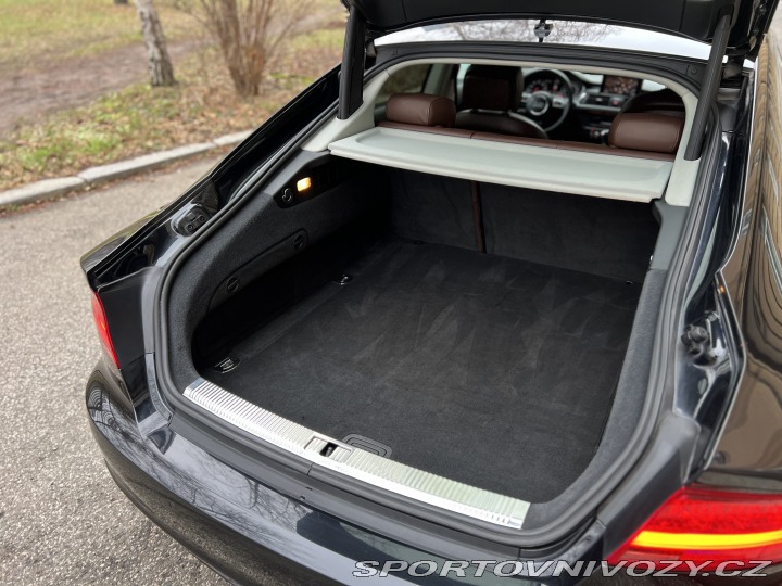 Audi A7 2011