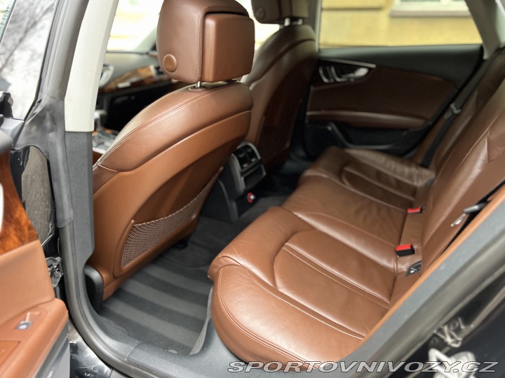Audi A7 2011