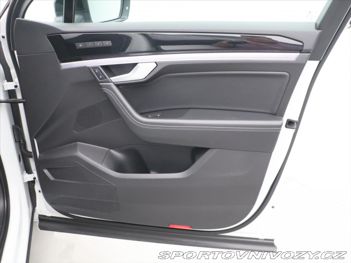 Volkswagen Ostatní modely Touareg 4,0 V8 TDI R-Line Black D 2019