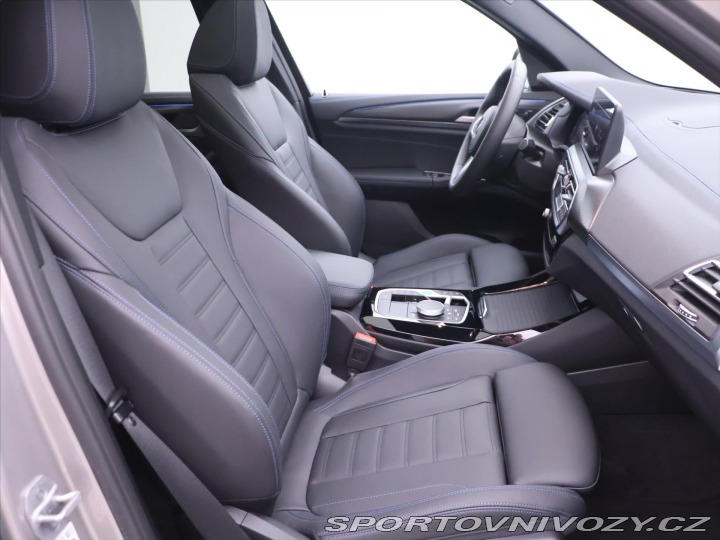 BMW iX3 210kW M Sport Nový vůz 2024