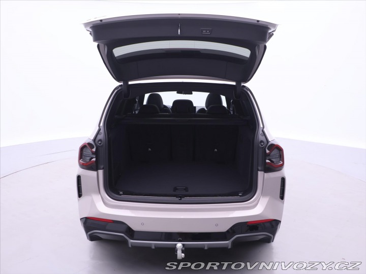 BMW iX3 210kW M Sport Nový vůz 2024