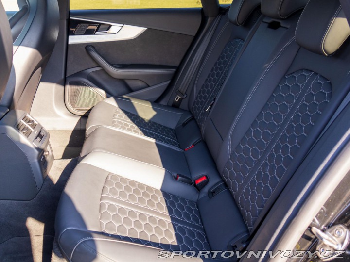 Audi RS5 3,0 V6 331kW Quattro Blac 2021