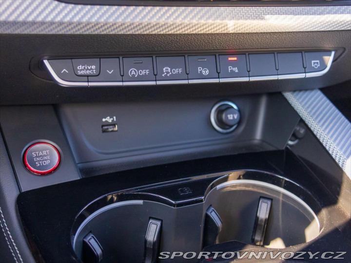 Audi RS5 3,0 V6 331kW Quattro Blac 2021