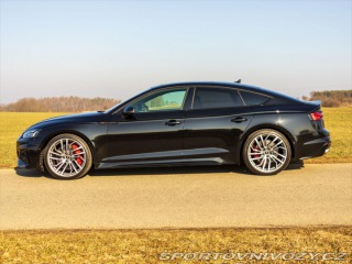 Audi RS5 3,0 V6 331kW Quattro Blac 2021
