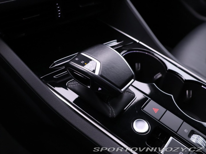 Volkswagen Ostatní modely Touareg 3,0 V6 TDI 210kW R-Line V 2021