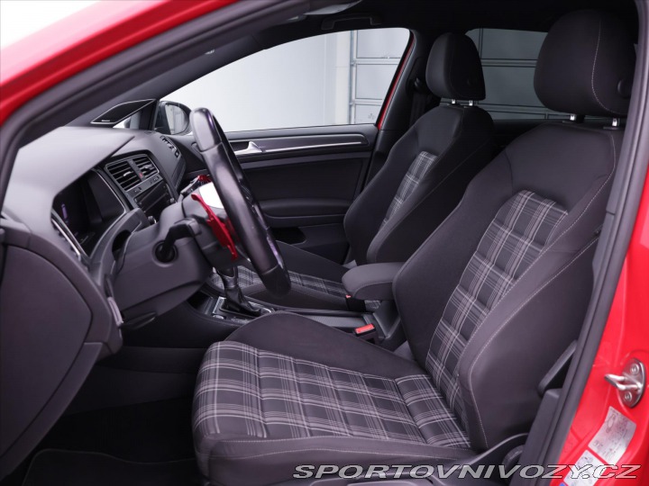 Volkswagen Golf 2,0 GTD 135kW DSG Virtual 2017