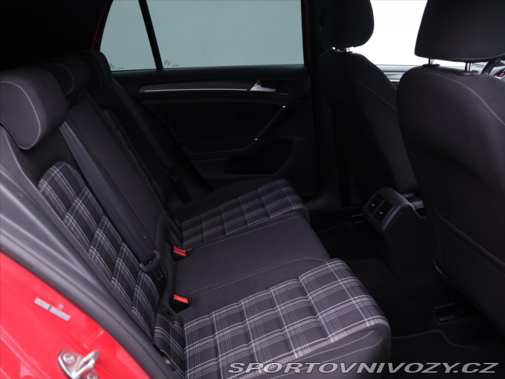 Volkswagen Golf 2,0 GTD 135kW DSG Virtual 2017
