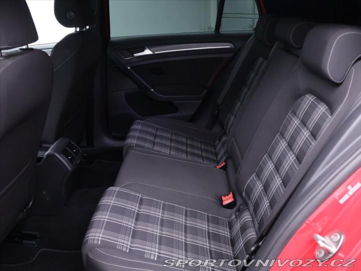 Volkswagen Golf 2,0 GTD 135kW DSG Virtual 2017