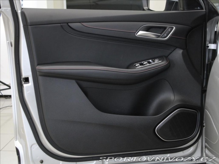 MG Ostatní modely EHS 1,5 PHEV 190kW 29tkm.ČR 2023