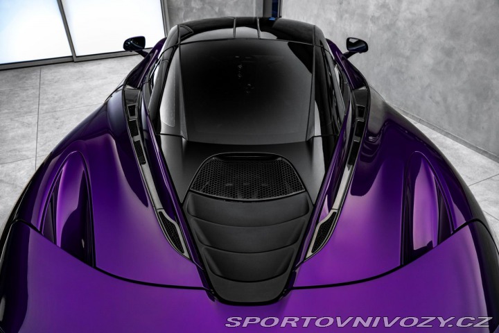 McLaren 720S 2021