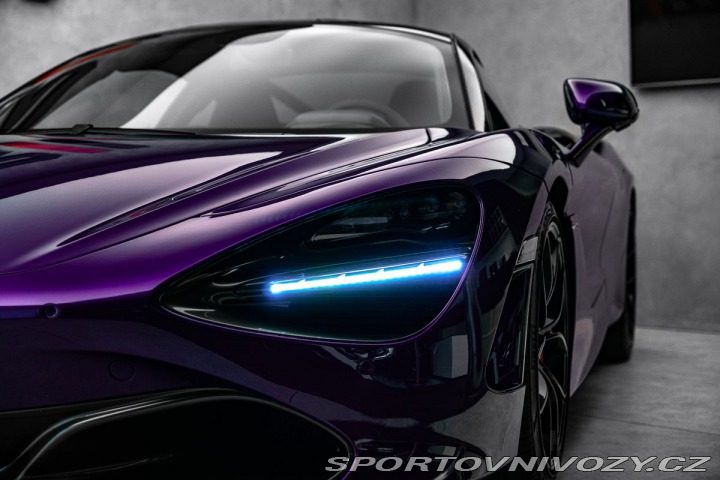 McLaren 720S 2021