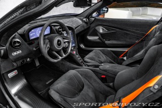 McLaren 720S  2021