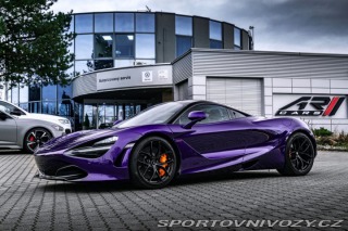 McLaren 720S  2021