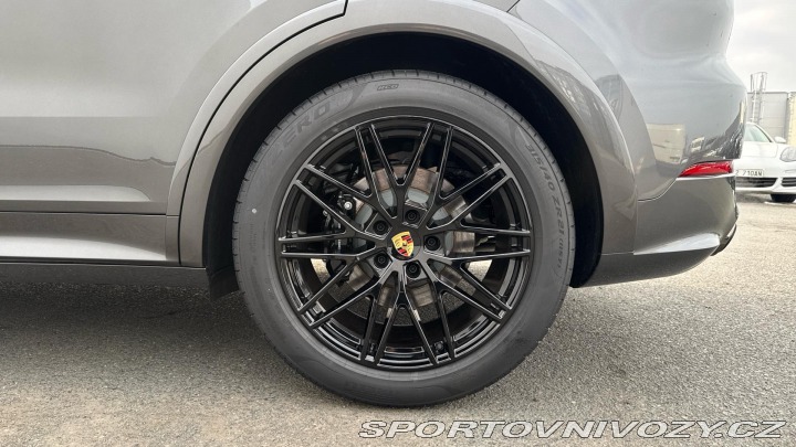 Porsche Cayenne S 2025