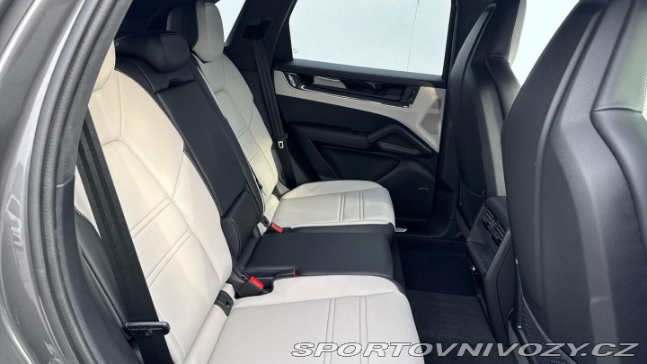 Porsche Cayenne S 2025