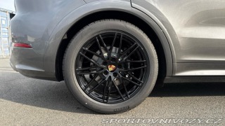 Porsche Cayenne S 2025