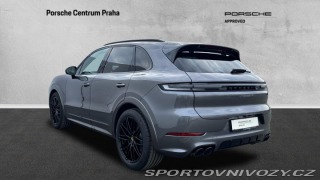 Porsche Cayenne S 2025