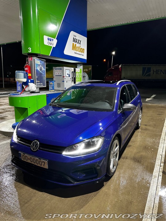 Volkswagen Golf Golf R Variant 7.5 2017