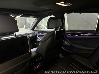 BMW M5 BMW M550i 2018
