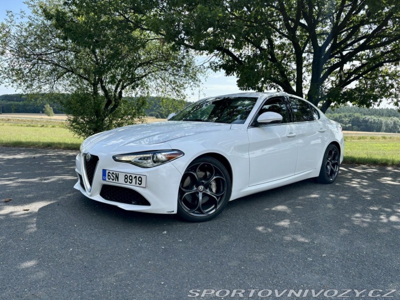 Alfa Romeo Giulia 2,0T Super RWD 280k