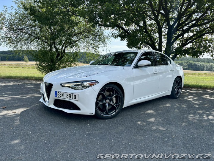 Alfa Romeo Giulia 2,0T Super RWD 280k 2019