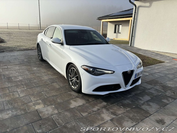 Alfa Romeo Giulia 2,0T Super RWD 280k 2019