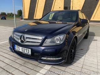 Mercedes-Benz C C350 CGI 4MATIC V6 Benzín 2011