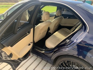 Mercedes-Benz C C350 CGI 4MATIC V6 Benzín 2011