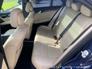 Mercedes-Benz C C350 CGI 4MATIC V6 Benzín 2011