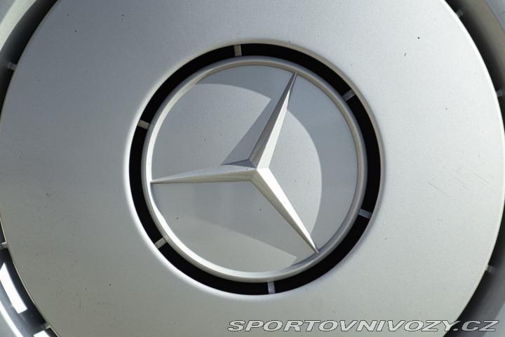 Mercedes-Benz E 190 E 1989