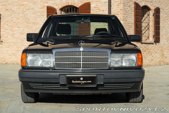 Mercedes-Benz E 190 E 1989