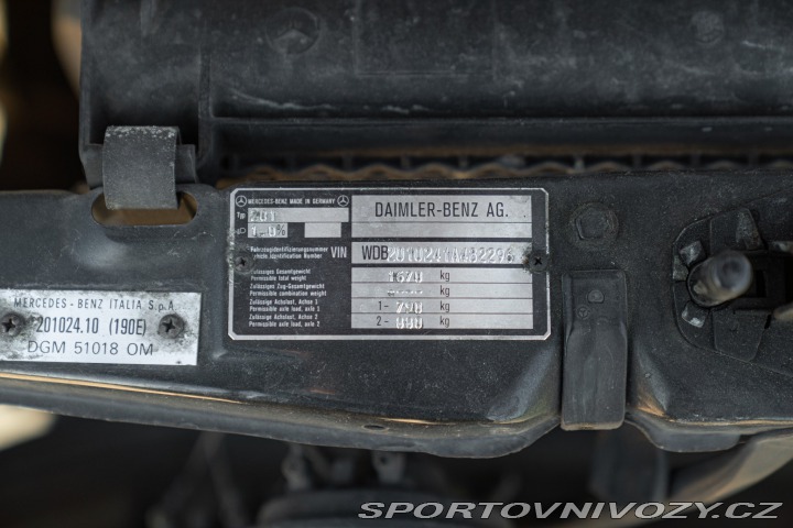 Mercedes-Benz E 190 E 1989