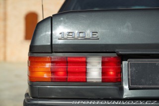 Mercedes-Benz E 190 E 1989