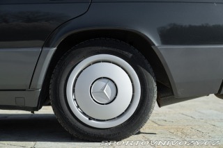 Mercedes-Benz E 190 E 1989