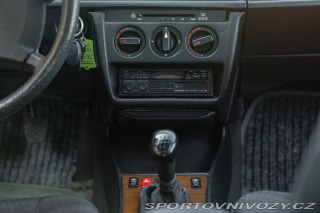 Mercedes-Benz E 190 E 1989