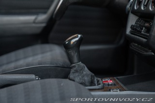 Mercedes-Benz E 190 E 1989