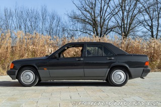 Mercedes-Benz E 190 E 1989